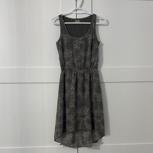 Only Like New Gray Leopard-Print High-Low Dress